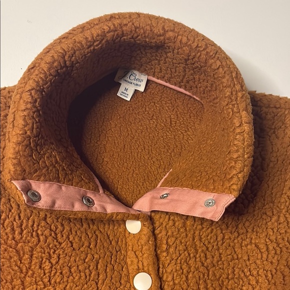 J Crew Vintage Fleece Jacket with Collared Neckline and Plush Texture - Picture 4 of 9
